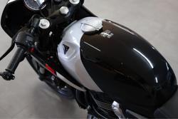 2026 Triumph Thruxton 400 Thruxton Black