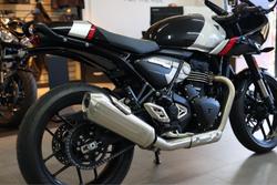 2026 Triumph Thruxton 400 Thruxton Black