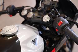 2026 Triumph Thruxton 400 Thruxton Black