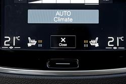 2021 Volvo XC90 T6 R-Design