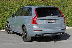 2021 Volvo XC90 T6 R-Design