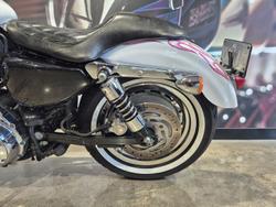 2006 Harley-Davidson 1200 Custom (XL1200C) Sportster White
