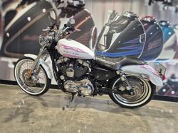 2006 Harley-Davidson 1200 Custom (XL1200C) Sportster White