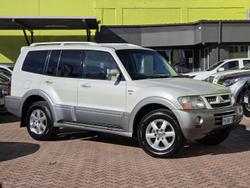 2005 Mitsubishi Pajero Platinum Edition
