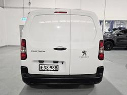 2021 Peugeot Partner Pro