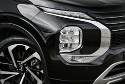 2022 Mitsubishi Outlander Exceed