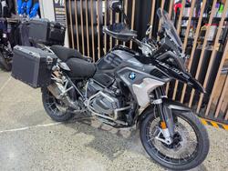 2023 BMW Motorrad R 1250 GS TRIPLE BLACK TRIPLE BLACK BLK STORM METAL