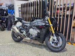 2019 BMW Motorrad S 1000 R Black