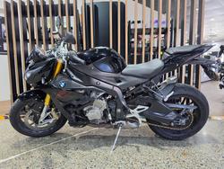 2019 BMW Motorrad S 1000 R Black