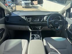 2018 Kia Carnival S