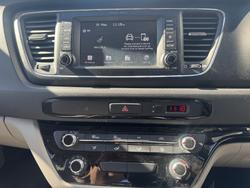 2018 Kia Carnival S
