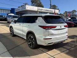 2023 Mitsubishi Outlander PHEV Exceed