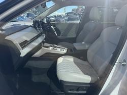 2023 Mitsubishi Outlander PHEV Exceed