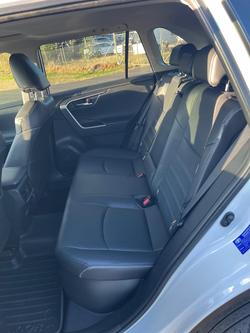 2024 Toyota RAV4 Cruiser AXAH52R Glacier White