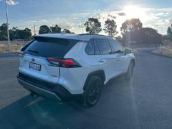 2024 Toyota RAV4 Cruiser AXAH52R Glacier White