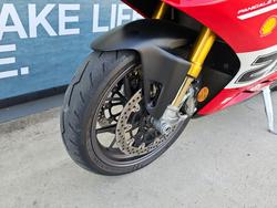 2023 DUCATI PANIGALE V2 BAYLISS 20TH ANNIV Red