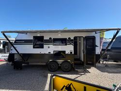 Roadhouse Caravans Frontier 18.6FT Semi OFF Road