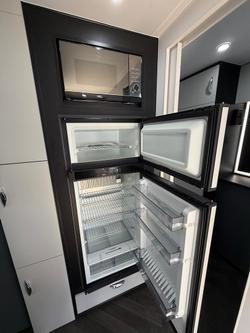 2026 ROADHOUSE CARAVANS Frontier 19.6ft Semi Off Road