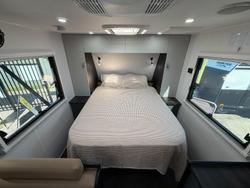 2026 ROADHOUSE CARAVANS Frontier 19.6ft Semi Off Road