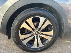 2011 Kia Sportage Platinum SL 4X4 On Demand Grey