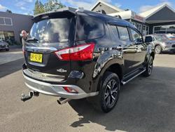 2019 Isuzu MU-X LS-T