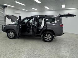 2022 Toyota Landcruiser VX FJA300R 4X4 Dual Range Graphite