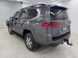 2022 Toyota Landcruiser VX FJA300R 4X4 Dual Range Graphite