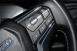 2023 Isuzu MU-X LS-T