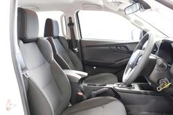 2025 Isuzu D-MAX SX