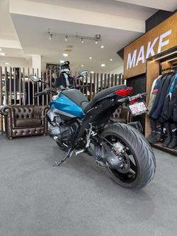 2026 BMW Motorrad R 1300 R (0M51) Snapper Rock Blue