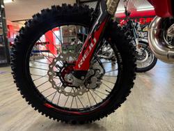 2026 Rieju MR Pro 300i
