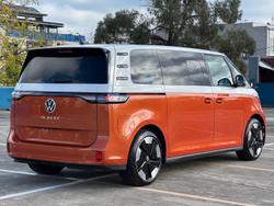 2024 Volkswagen ID. Buzz Pro BEV560