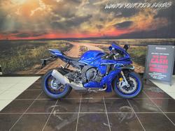 Yamaha YZF-R1