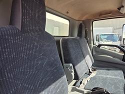 2013 Hino 616 - 300 Series AUTO 6 Pallet Tautliner