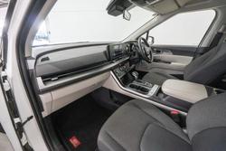 2023 Kia Carnival S