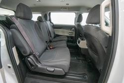 2023 Kia Carnival S