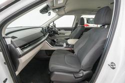 2023 Kia Carnival S