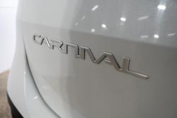 2023 Kia Carnival S