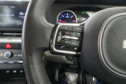 2023 Kia Carnival S