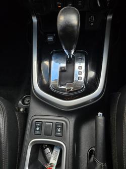 2021 Nissan Navara ST-X