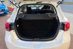 2016 Mazda 2 Genki