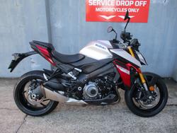 Suzuki GSX-S1000