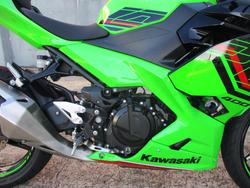2023 Kawasaki NINJA 400 GREEN