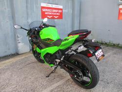 2023 Kawasaki NINJA 400 GREEN