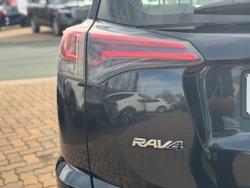 2016 Toyota RAV4 GX (4x4)