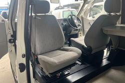 1999 Volkswagen Transporter T4 White