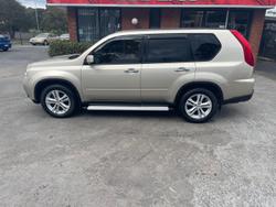 2011 Nissan X-TRAIL ST