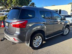 2018 Isuzu MU-X LS-T