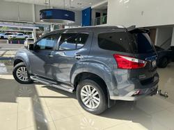 2018 Isuzu MU-X LS-T