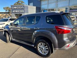 2018 Isuzu MU-X LS-T